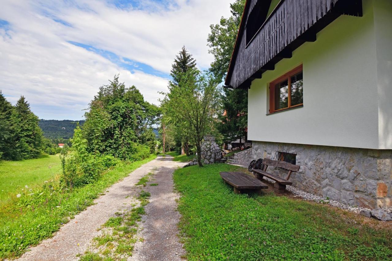 Forest House Villa Vrhnika Luaran gambar